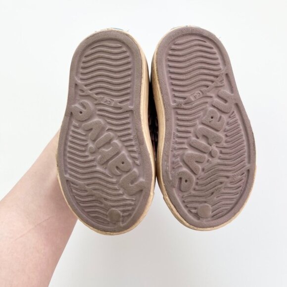 Native Kids Water Shoes in Purple and Cream - Picture 2 of 2